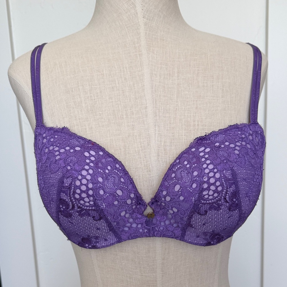 Victoria's Secret Very Sexy Purple Lace Bra